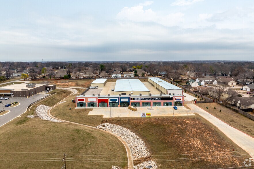 6625 S Elm Pl, Broken Arrow, OK à louer - Aérien – Image 3 sur 4
