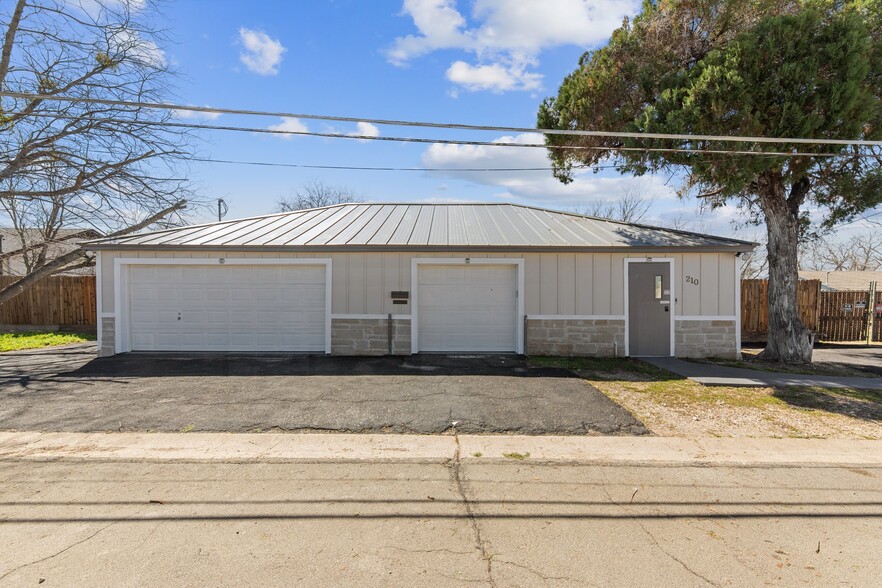 210 W Dunn Ave, Killeen, TX à vendre - Photo principale – Image 1 sur 37