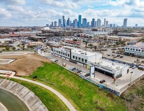 1515 Studemont St, Houston, TX à louer Photo de l’immeuble– Image 1 sur 5