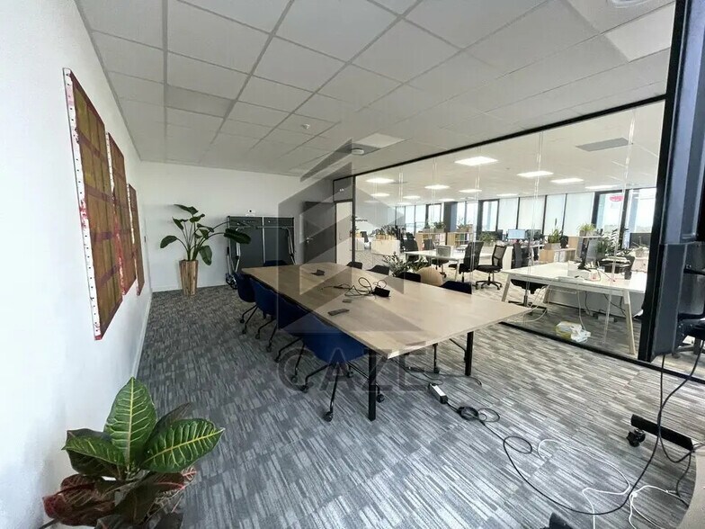 Bureau dans Mérignac à louer - Photo de l’immeuble – Image 1 sur 11