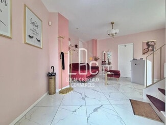 Plus de détails pour Local commercial à louer