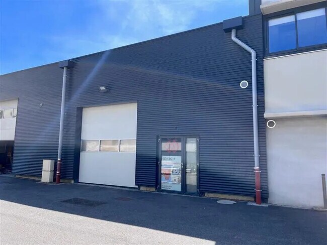 Plus de détails pour Industriel/Logistique à vendre