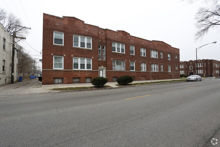 7556-7558 S Eberhart Ave, Chicago, IL à vendre - Photo de l’immeuble – Image 3 sur 4