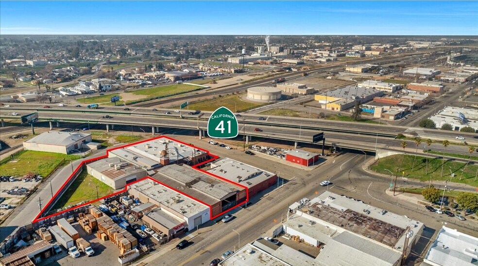 1820 Monterey St, Fresno, CA à louer - Photo de l’immeuble – Image 2 sur 31