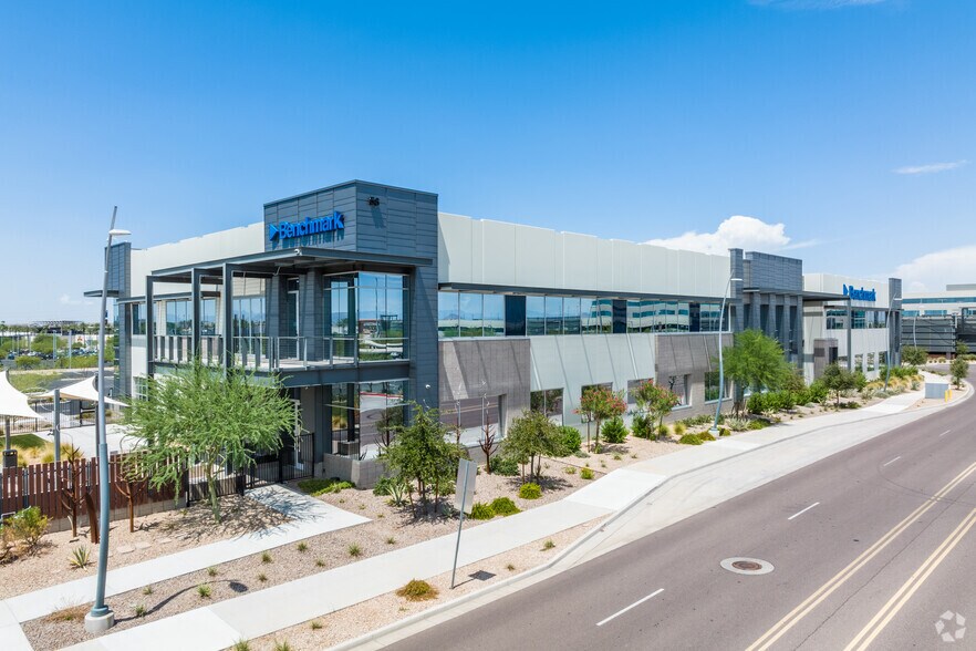 56 S Rockford Dr, Tempe, AZ à louer - Photo de l’immeuble – Image 2 sur 5