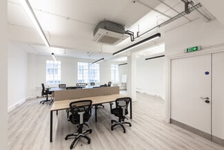 Plus de détails pour 19 Margaret St, Londres - Bureau à louer