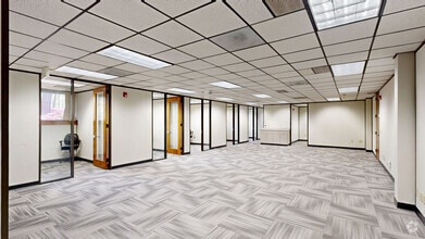 3000 Highwoods Blvd, Raleigh, NC à louer Numérisation 3D Matterport– Image 1 sur 10