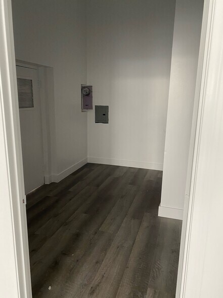 2550-2564 Zoe Ave, Huntington Park, CA à louer - Photo de l’immeuble – Image 3 sur 4