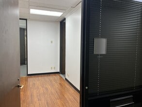 9100 Southwest Fwy, Houston, TX à louer Photo intérieure– Image 1 sur 13