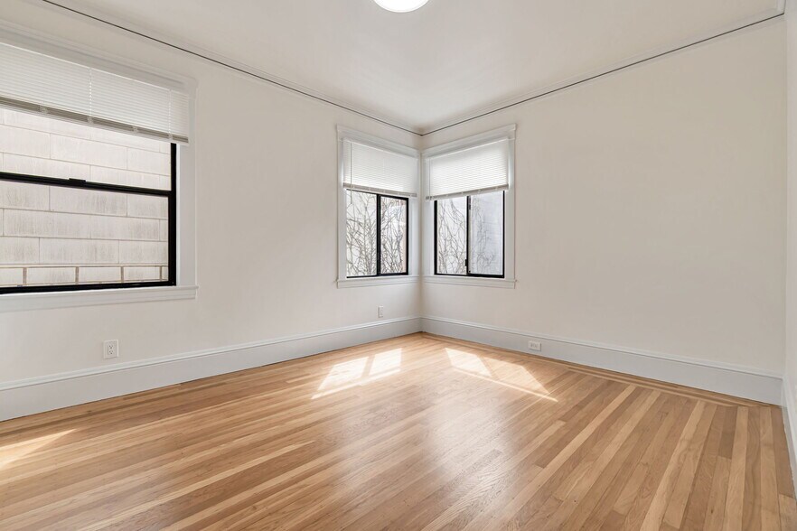 2201 Clement St, San Francisco, CA à vendre - Photo de l’immeuble – Image 3 sur 45