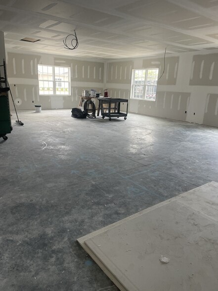 104 Surgeons Dr, Myrtle Beach, SC à louer - Photo principale – Image 2 sur 10