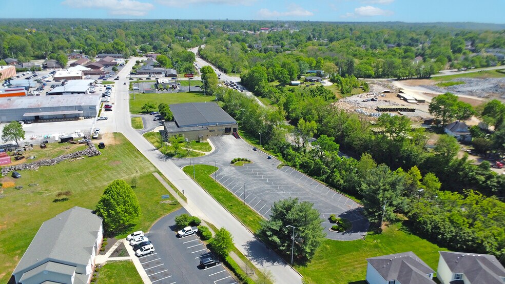 102 Bypass Plaza Dr, Frankfort, KY à vendre - Photo de l’immeuble – Image 3 sur 10