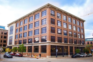 Plus de détails pour 111 Commerce Ave SW, Grand Rapids, MI - Bureau à louer