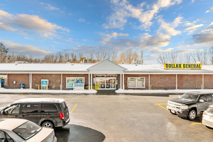 6269-6287 S Main St, North Kingsville, OH à vendre - Photo de l’immeuble – Image 2 sur 3