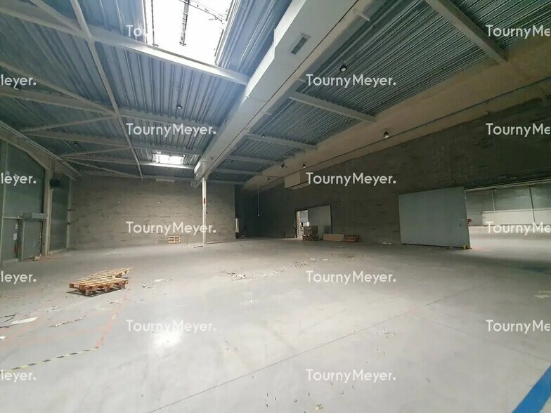 Local d’activités dans Gradignan à louer - Photo intérieure – Image 2 sur 7