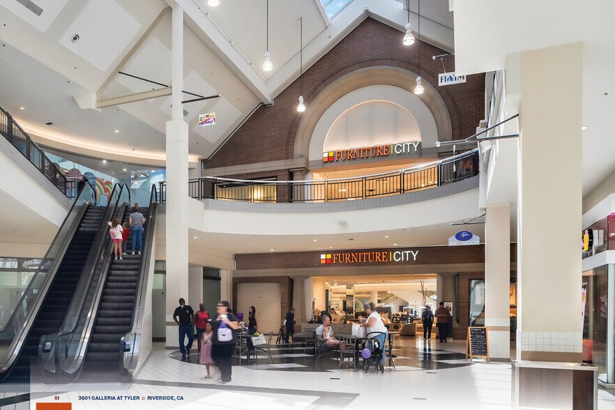 3601 Galleria At Tyler, Riverside, CA à vendre - Photo de l’immeuble – Image 3 sur 6