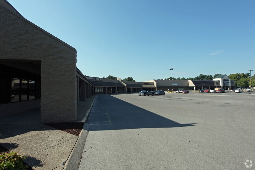 1626-1644 Middle Tennessee Blvd, Murfreesboro, TN à louer - Photo de l’immeuble – Image 2 sur 18