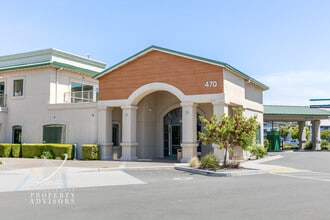 470 Devlin Rd, Napa, CA à louer Photo de l’immeuble– Image 1 sur 8