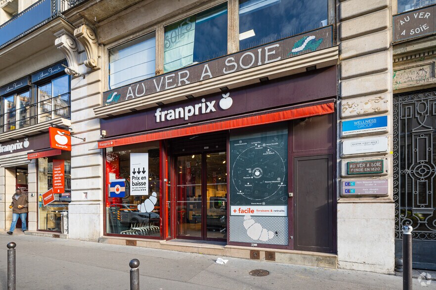 Rue Réaumur, Paris à louer - Photo de l’immeuble – Image 3 sur 5
