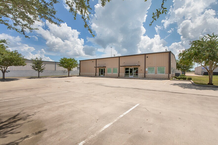 1145 Butler Rd, League City, TX à vendre - Photo de l’immeuble – Image 1 sur 47