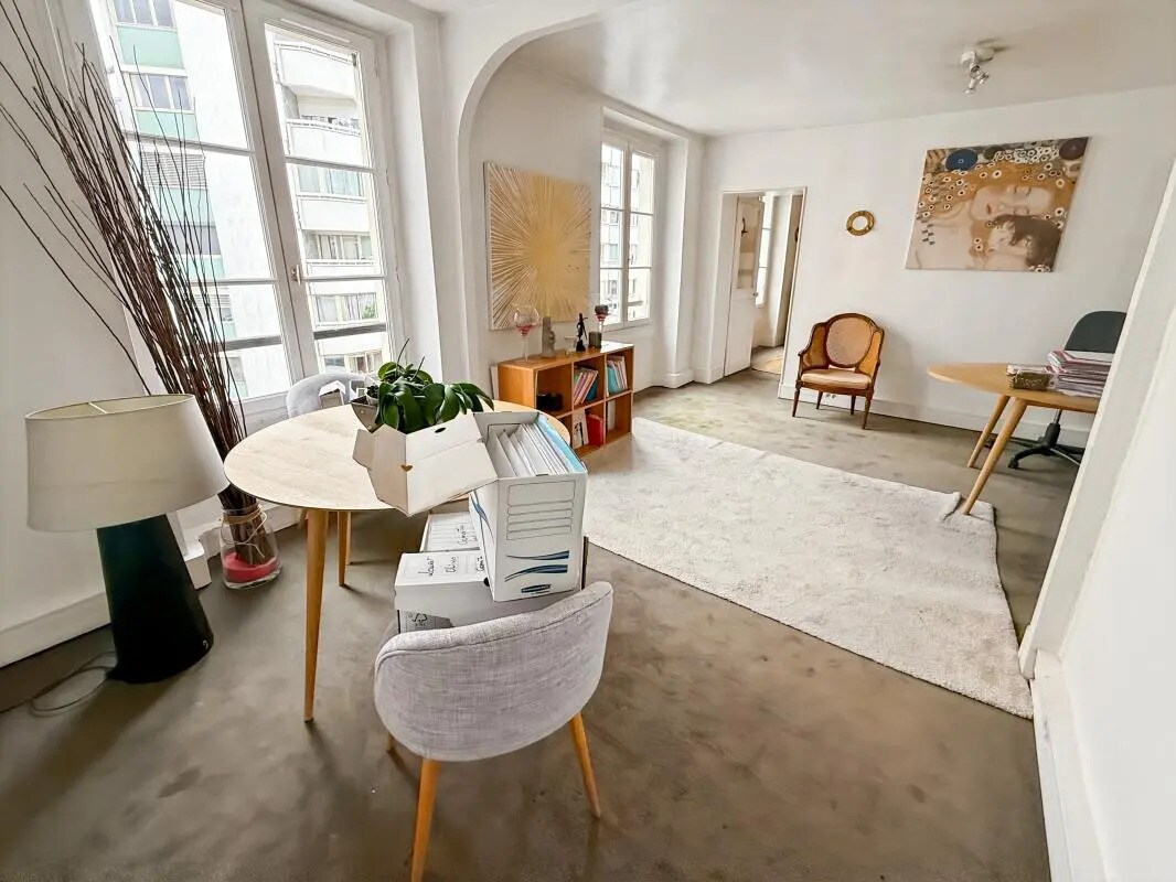 Bureau dans Paris à louer Photo de l’immeuble– Image 1 sur 8