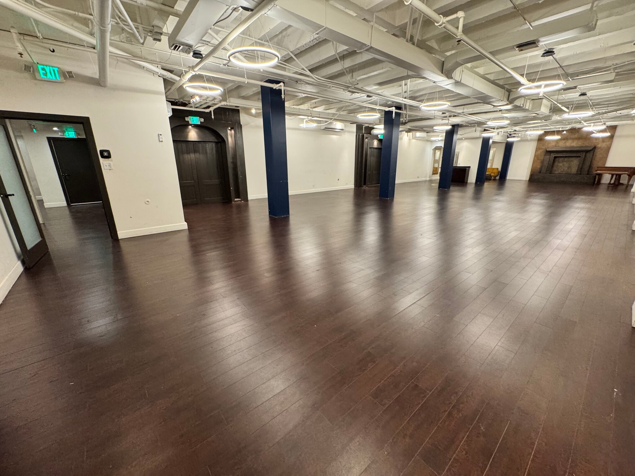 1418 N Main St, Santa Ana, CA à louer Photo intérieure– Image 1 sur 15