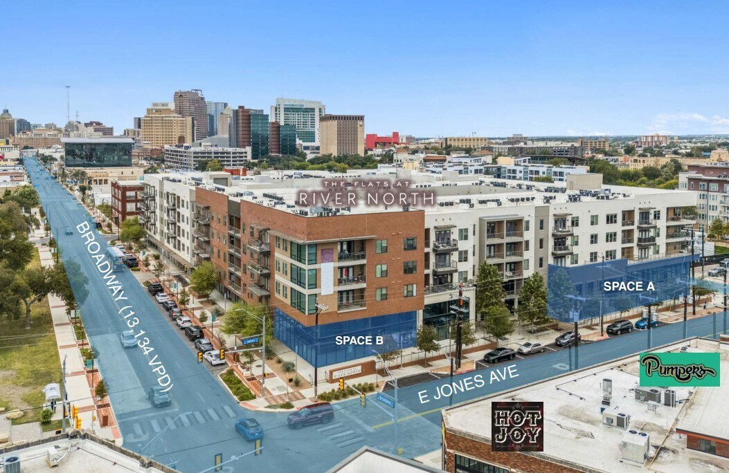 1011 Broadway St, San Antonio, TX à louer Photo de l’immeuble– Image 1 sur 2