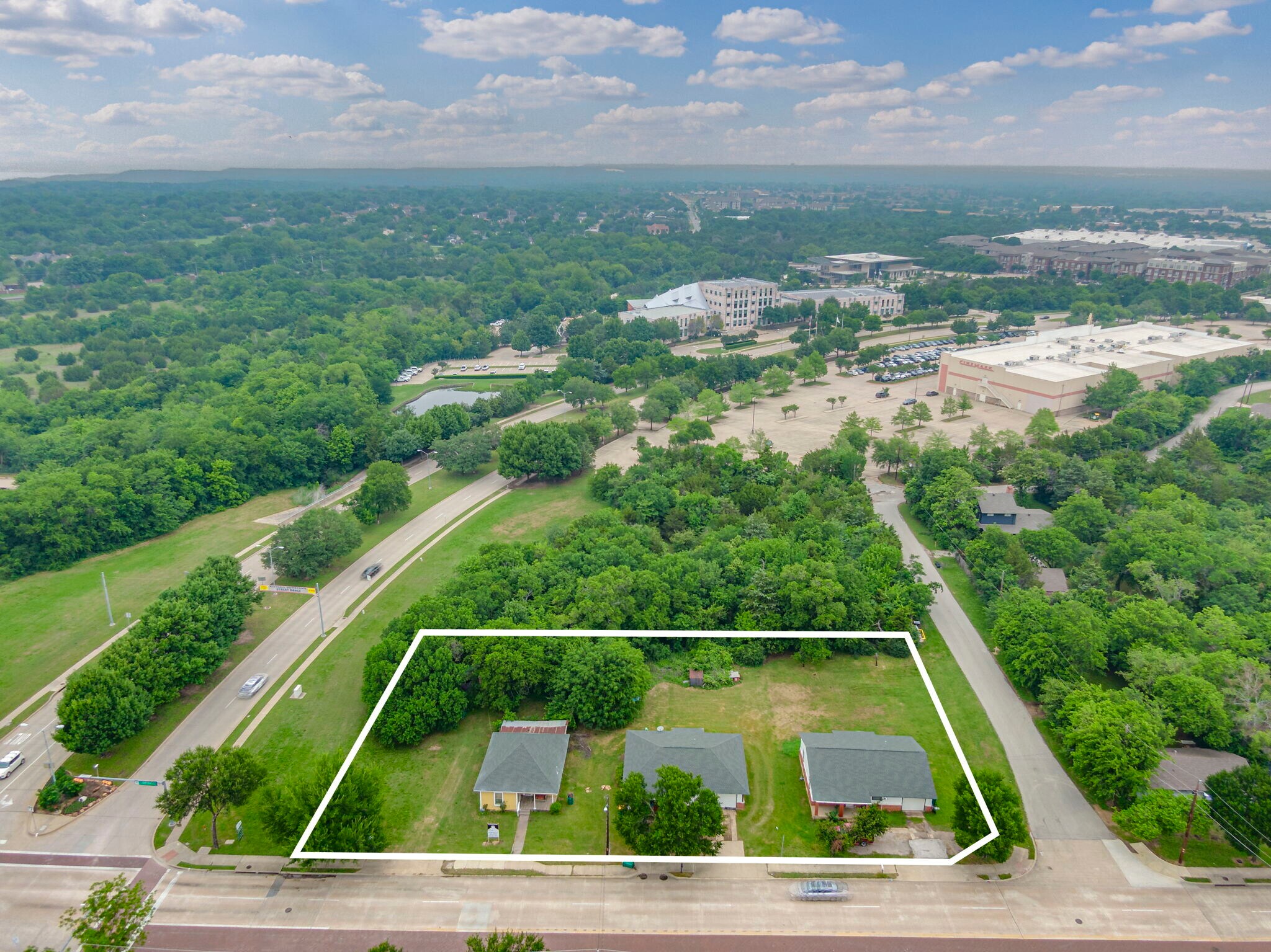 301 W Belt Line Rd, Cedar Hill, TX à vendre Photo principale– Image 1 sur 27