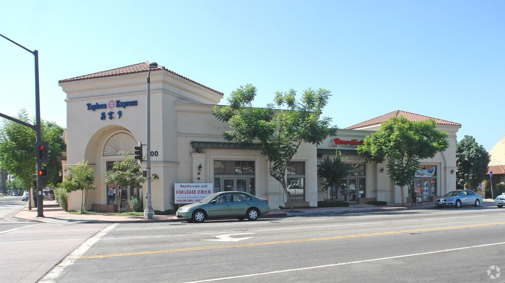 800 W Las Tunas Dr, San Gabriel, CA à louer - Photo principale – Image 1 sur 9