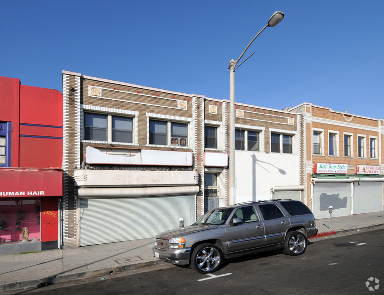 8511 S Vermont Ave, Los Angeles, CA à louer - Photo de l’immeuble – Image 1 sur 9