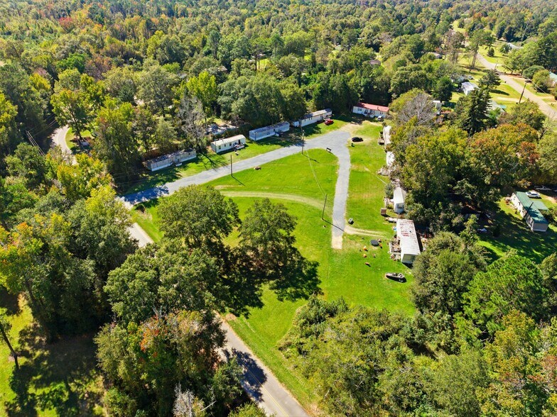 120 Pine Circle Cir, Ellaville, GA à vendre - Photo de l’immeuble – Image 3 sur 11