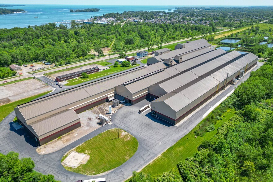 27800 W Jefferson Ave, Gibraltar, MI à vendre - Aérien – Image 2 sur 8