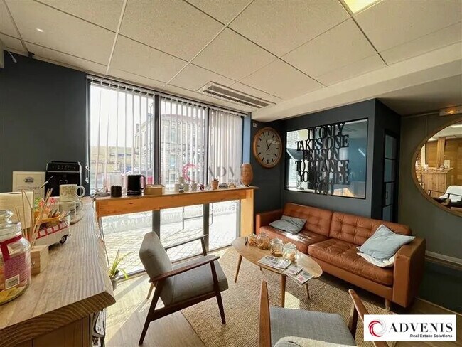 Plus de détails pour Bureau à louer