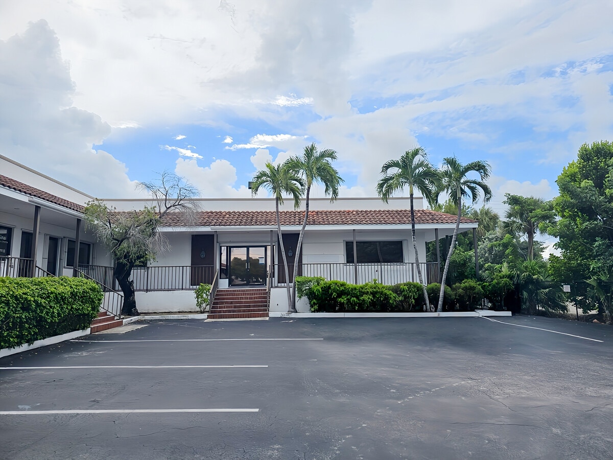 5701 Overseas Hwy, Marathon, FL 33050 - Lot 16/17 -  - Photo intérieure - Image 1 of 7