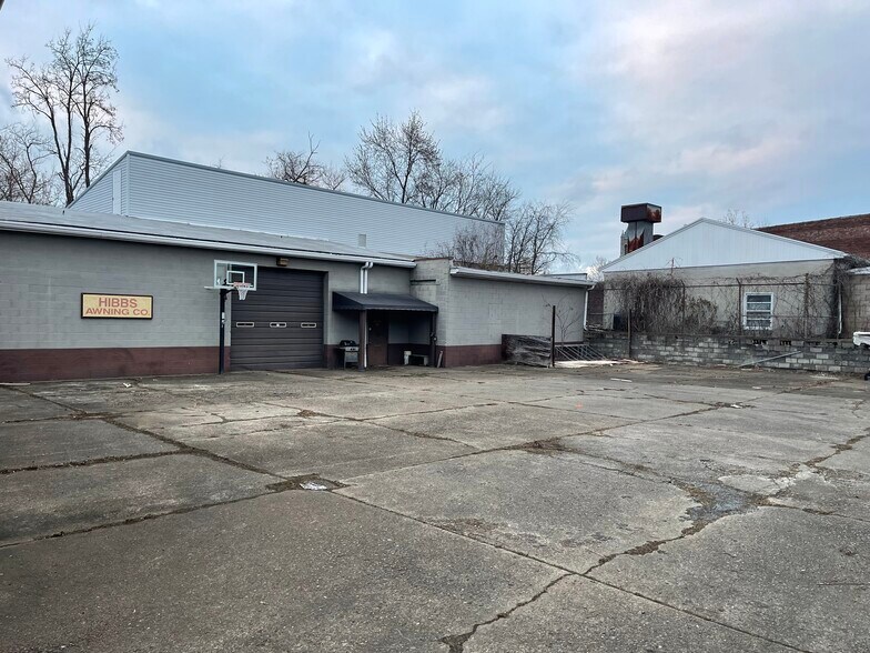 65 E Fayette St, Uniontown, PA à vendre - Photo de l’immeuble – Image 3 sur 71