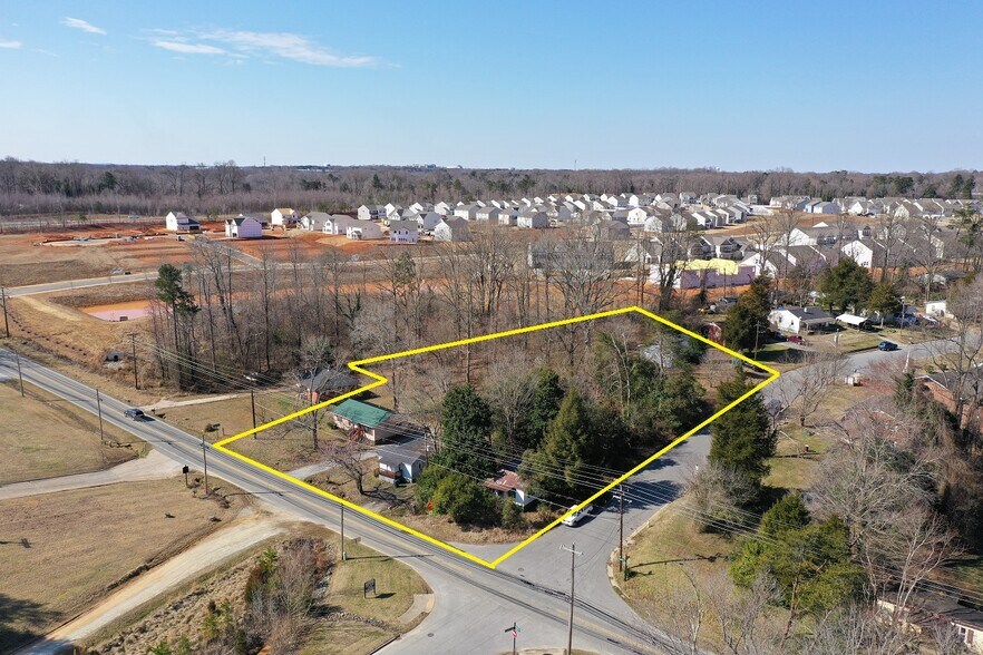 304 N Scientific St, Jamestown, NC à vendre - Aérien – Image 3 sur 16