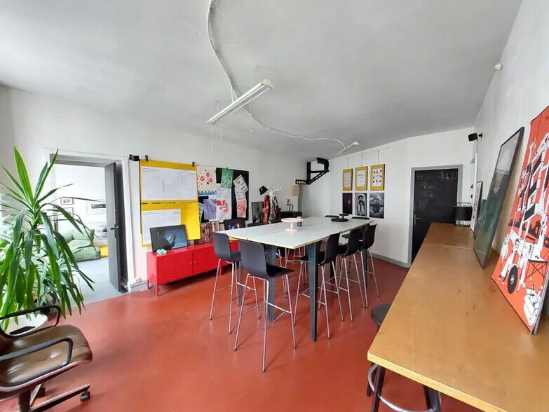 7 Rue René Boulanger, Paris à louer - Photo de l’immeuble – Image 1 sur 7
