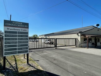 Plus de détails pour 5 Upper Cibolo Creek Rd, Boerne, TX - Industriel/Logistique à louer