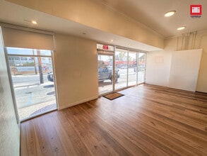 18159-18161 Parthenia St, Northridge, CA à louer Photo intérieure– Image 2 sur 3