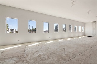 6600 Lexington Ave, Los Angeles, CA à louer Photo intérieure– Image 2 sur 7