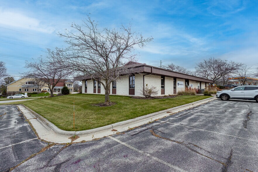 1316-1320 N Taylor Dr, Sheboygan, WI à louer - Photo de l’immeuble – Image 2 sur 16