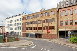 Plus de détails pour 2 Albert Pl, London - Bureau à louer