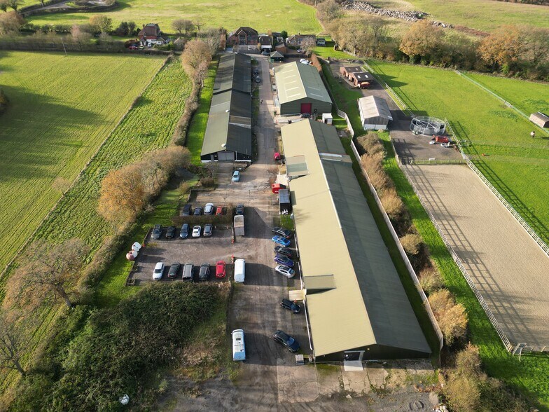 4-4F Billingshurst Rd, Coolham à louer - Aérien – Image 3 sur 3