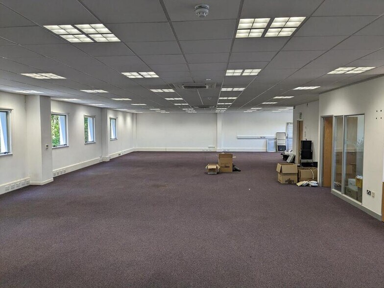 Wilson Rd, Alton à louer - Photo intérieure – Image 3 sur 3