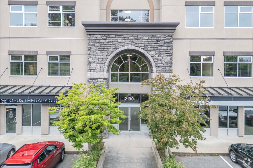 2190 W Railway St, Abbotsford, BC à vendre - Photo de l’immeuble – Image 3 sur 3