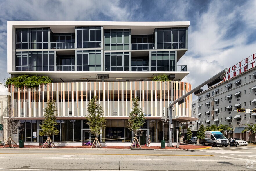 1220 17th St, Miami Beach, FL à louer - Photo de l’immeuble – Image 2 sur 5