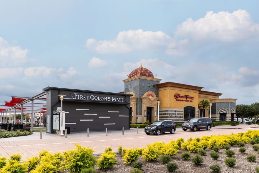16535 Southwest Fwy, Sugar Land, TX à louer - Photo principale – Image 1 sur 9