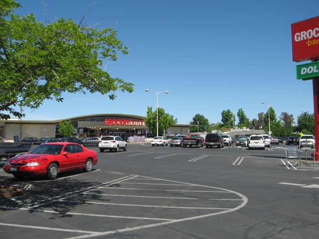 1255-1285 S Main St, Lakeport, CA à louer Photo de l’immeuble– Image 1 sur 6