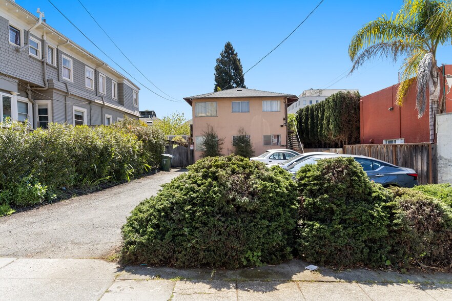 2410 Stuart St, Berkeley, CA à vendre - Photo de l’immeuble – Image 2 sur 29