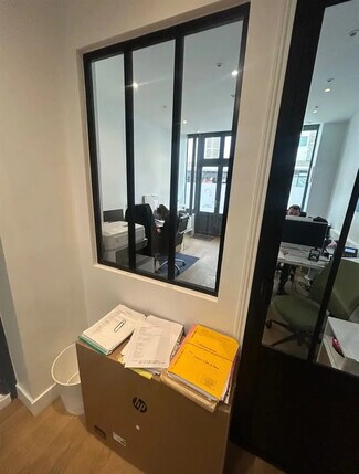 Plus de détails pour Local commercial à louer